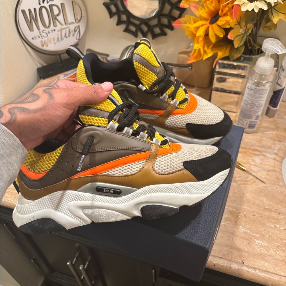 Dior b22 size 42 shoes
